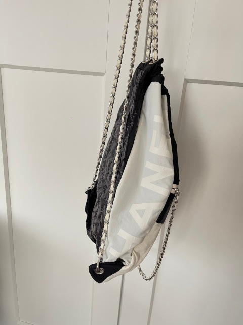 Chanel Nylon Schultern Größe: 44 * 35 * 3 cm