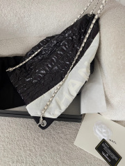Chanel Nylon Schultern Größe: 44 * 35 * 3 cm