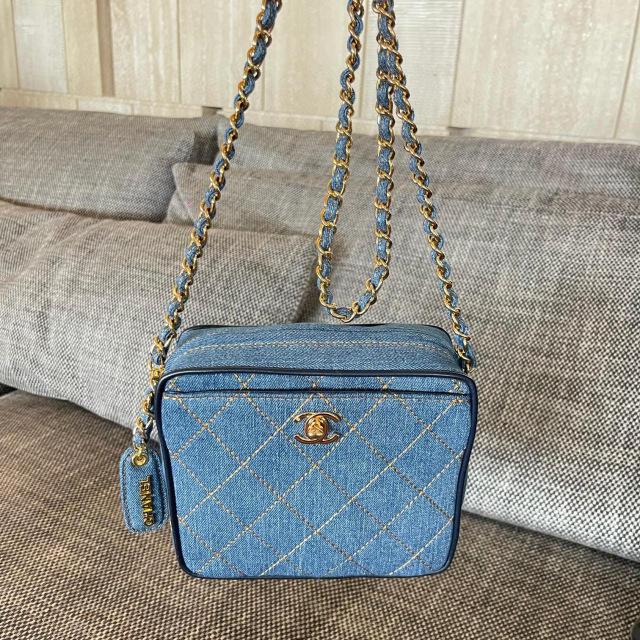 Saiz kamera Chanel Jeans：17.5*15.5*6.5cm