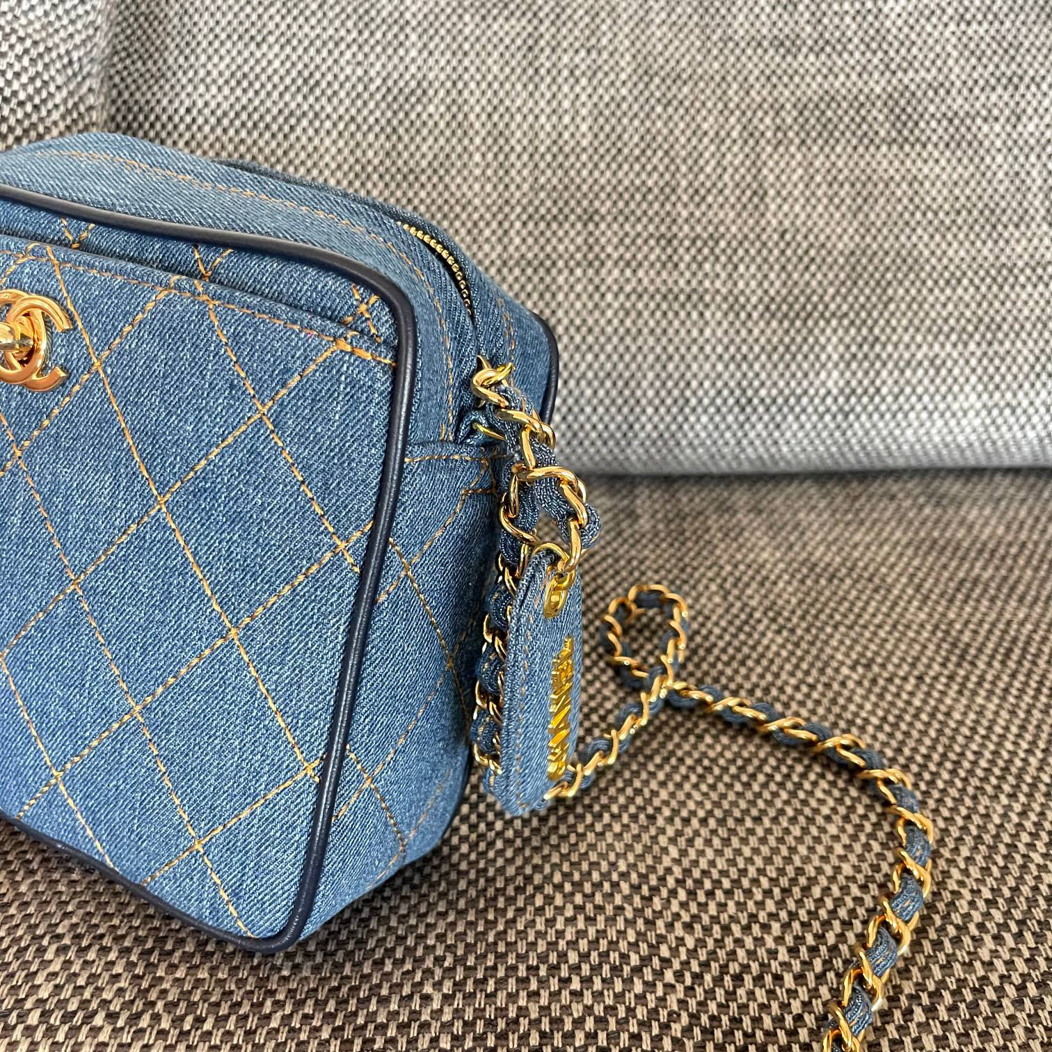 Saiz kamera Chanel Jeans：17.5*15.5*6.5cm