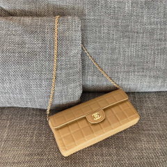 Dimensioni Chanel Binggebao: 26 x 13 x 4 cm