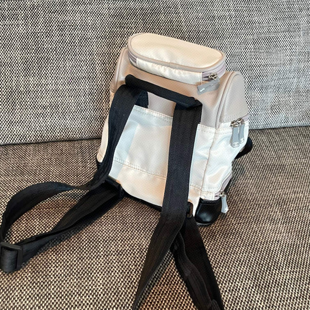 Zaino della serie Chanel Sports Dimensioni: 25*23*14cm