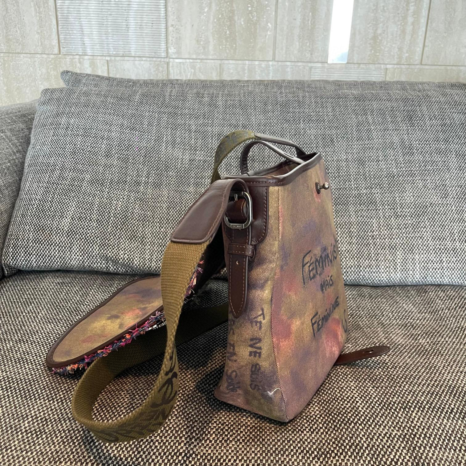 Pacchetto anti-guerra Chanel Dimensioni: 42*30*13cm