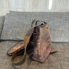 Pacchetto anti-guerra Chanel Dimensioni: 42*30*13cm