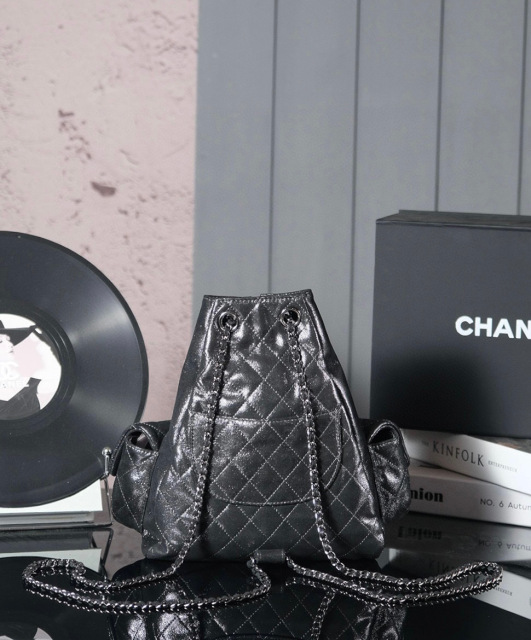 Siri Chanel Dallas Saiz：27*24*13sm