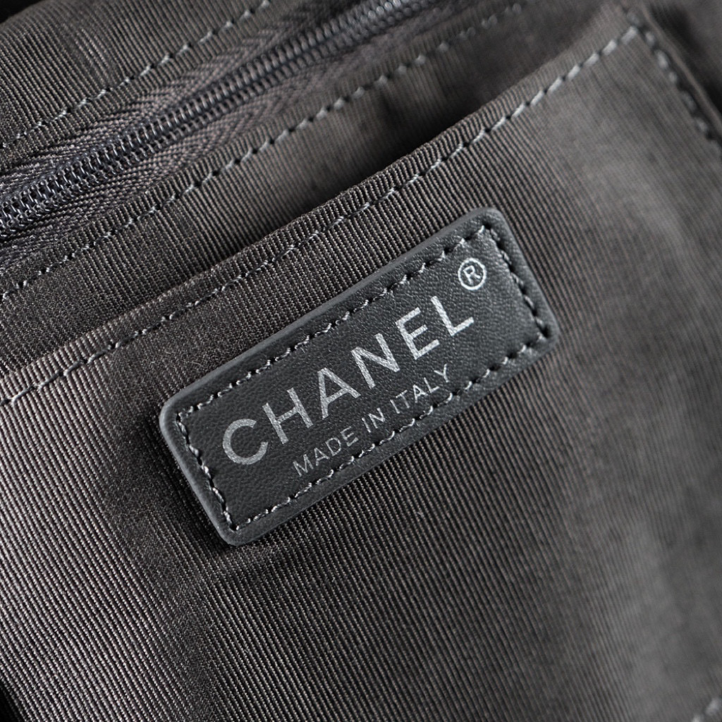 Siri Chanel Dallas Saiz：27*24*13sm