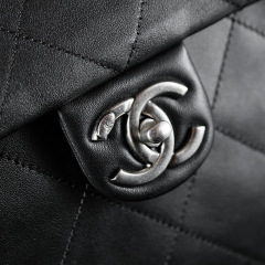Chanel  Oblique-crossing handbag Size：35*26*7.5cm