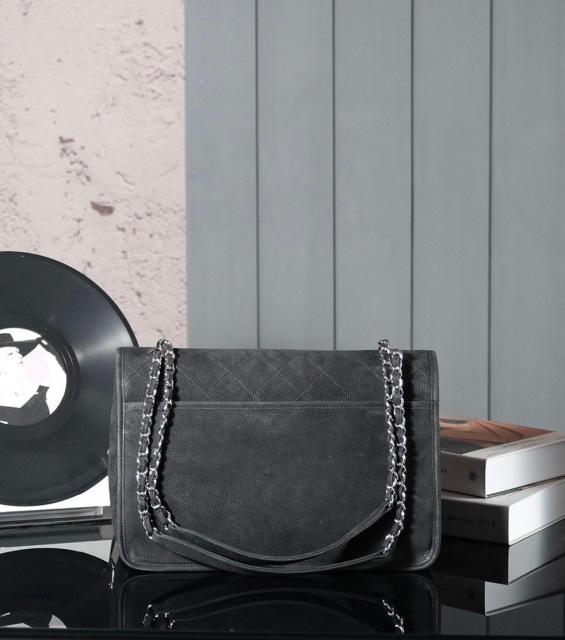 Chanel Medieval limite Dimensioni: 34*25*10cm