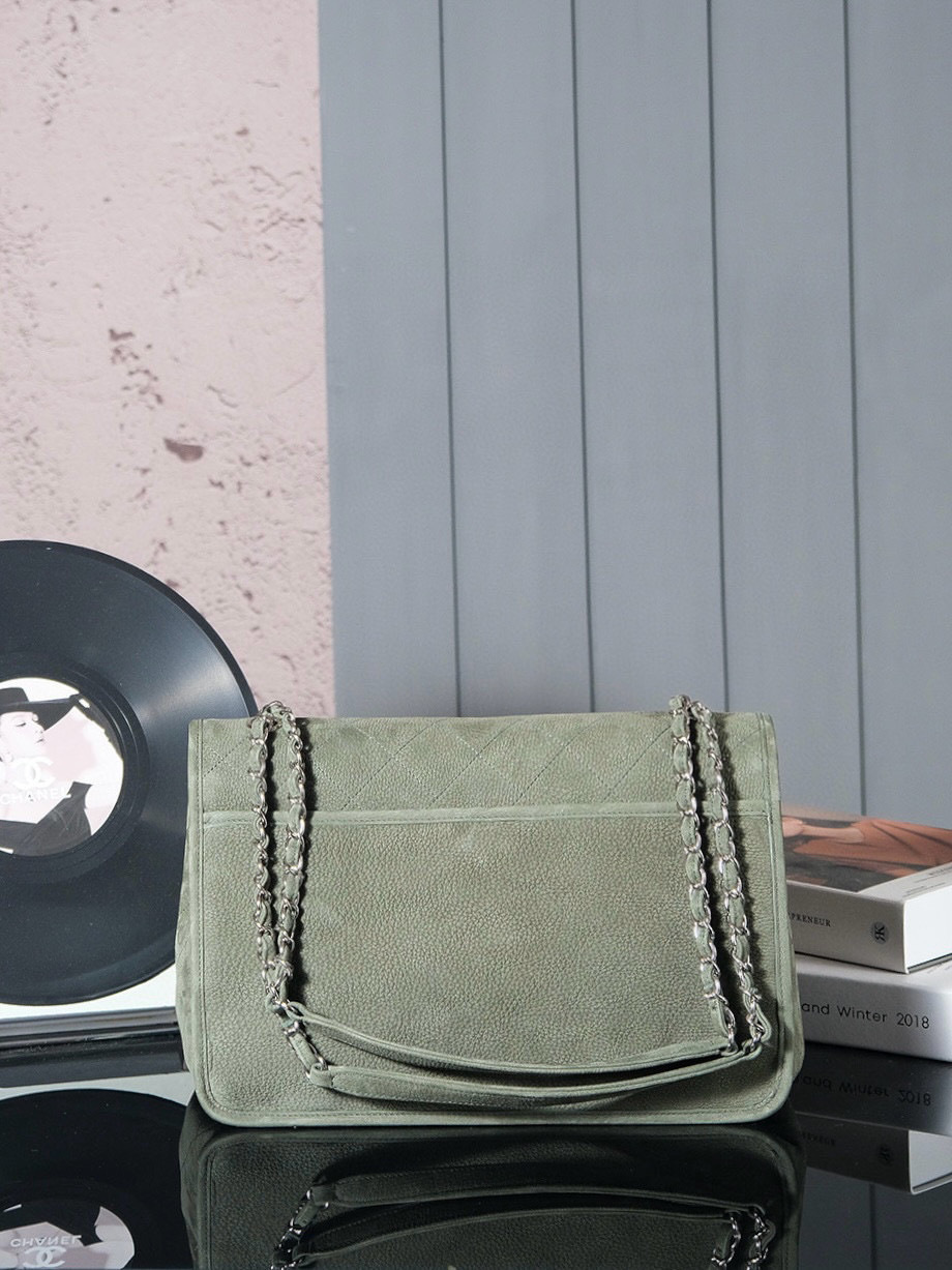 Chanel Mittelalterliche Grenze Größe: 34 * 25 * 10 cm
