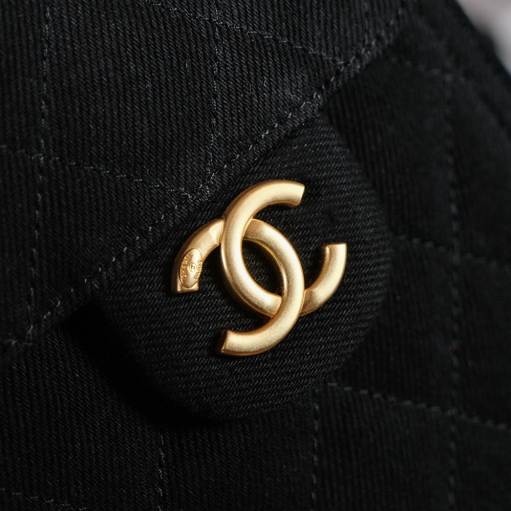 Chanel Bucket Kordelzug Größe: 40 x 30 x 15 cm