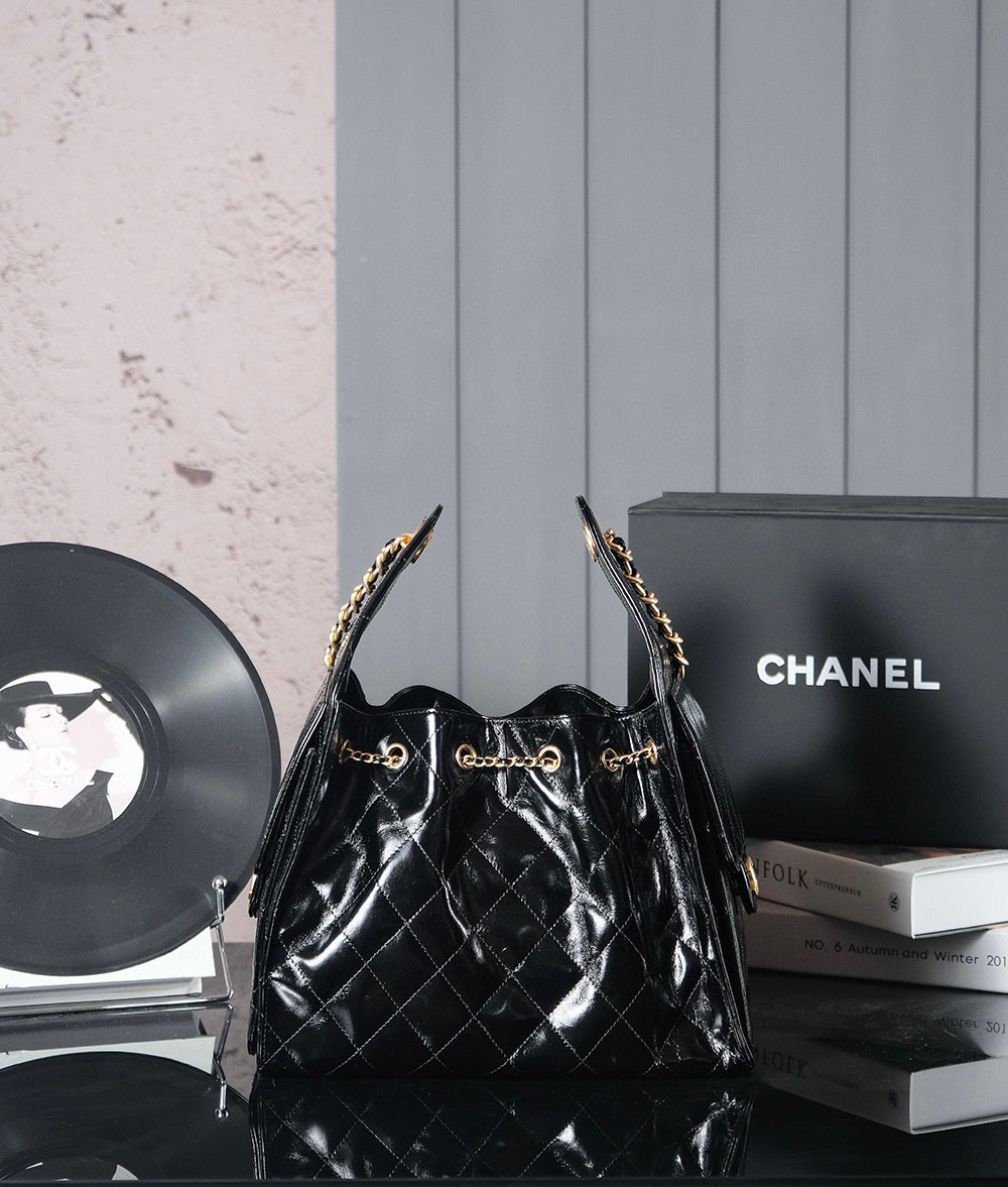Chanel Bucket Kordelzug Größe: 30 x 26 x 14 cm