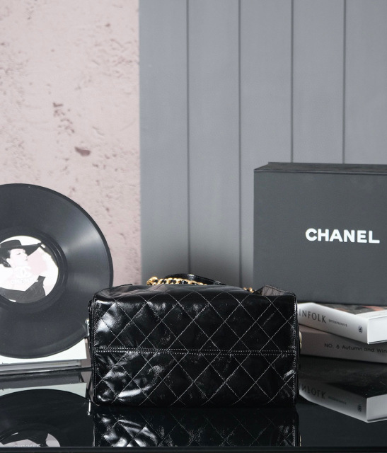 Chanel Bucket Kordelzug Größe: 30 x 26 x 14 cm