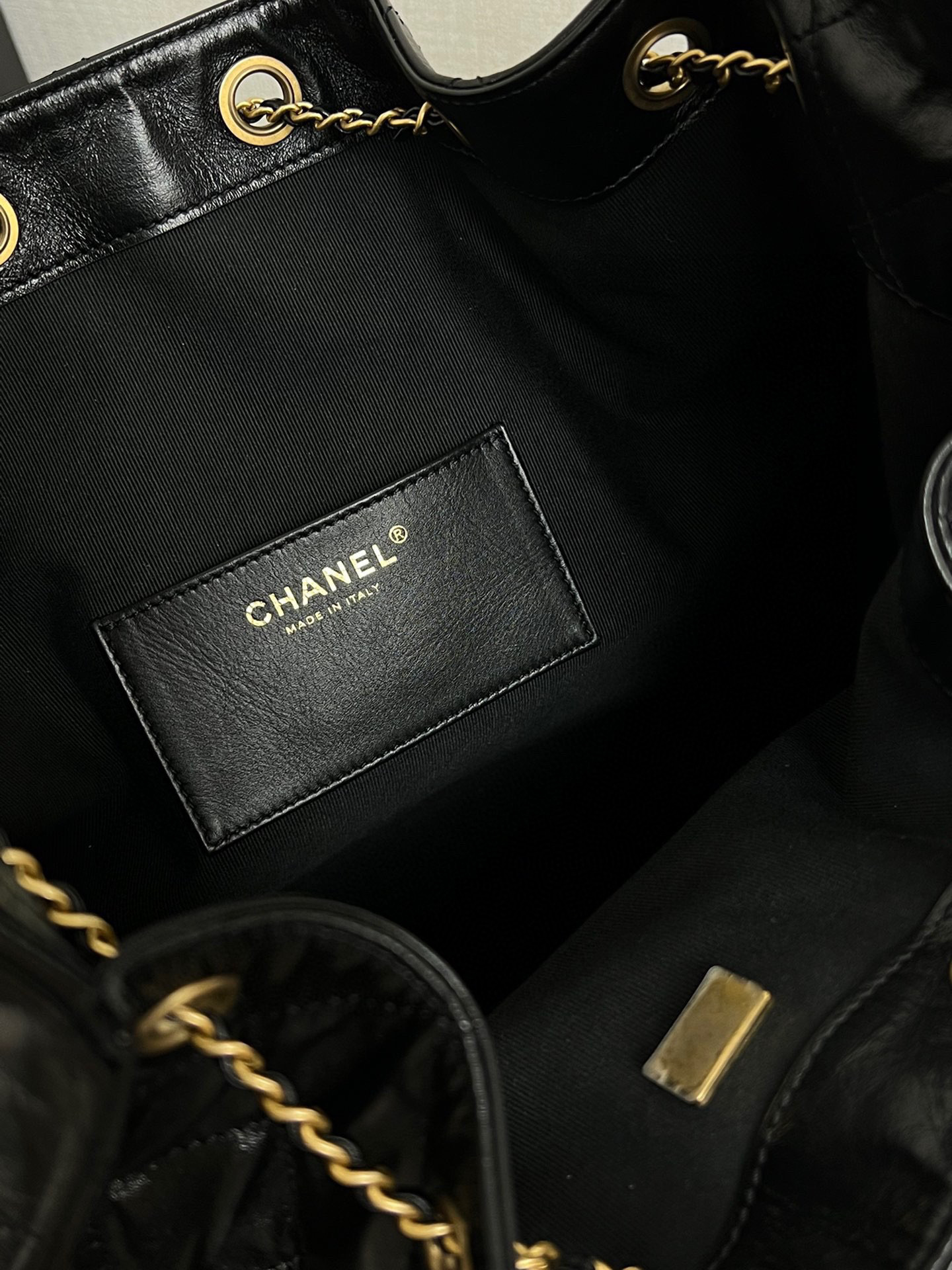 Chanel Bucket Kordelzug Größe: 30 x 26 x 14 cm