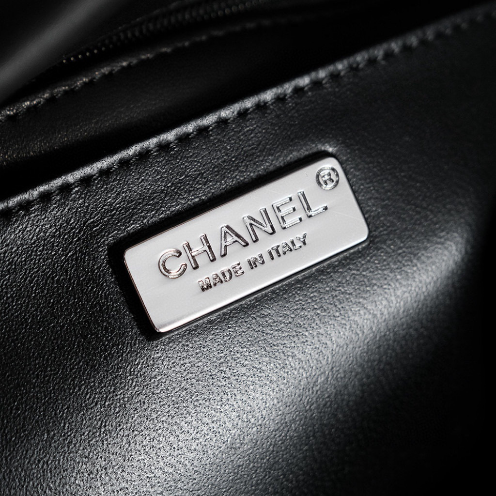 Chanel cf Schleife Größe: 20 * 10 * 7 cm