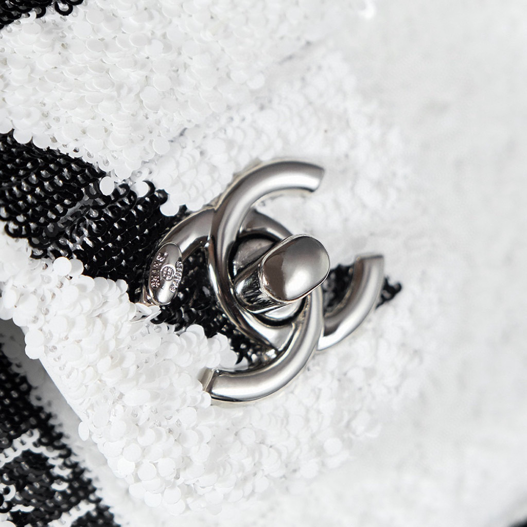 Chanel  cf bowknot   Size：20*10*7cm
