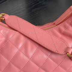 Chanel Hoho Hippie-Tasche Größe: 31 x 22 x 15 cm