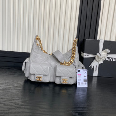 Chanel Hoho Hippie-Tasche Größe: 31 x 22 x 15 cm