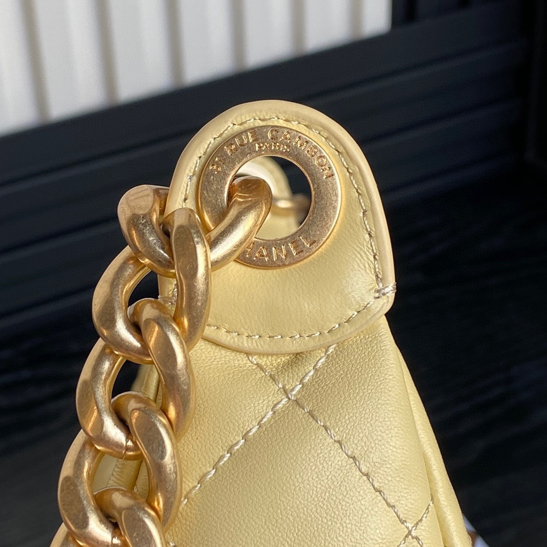 Borsa hippie Chanel Hoho Dimensioni: 31*22*15cm
