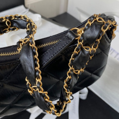 Borsa Chanel Underarm Dimensioni: 23,5*13,5*5,3 cm