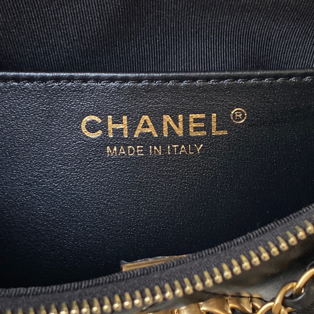 Borsa Chanel Underarm Dimensioni: 23,5*13,5*5,3 cm