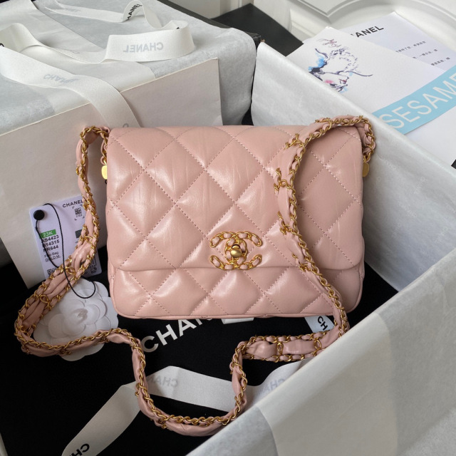 Chanel Rindsleder breite Schulter Größe: 20,5 * 13,5 * 5 cm
