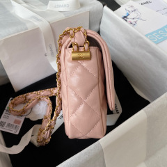 Chanel Rindsleder breite Schulter Größe: 20,5 * 13,5 * 5 cm