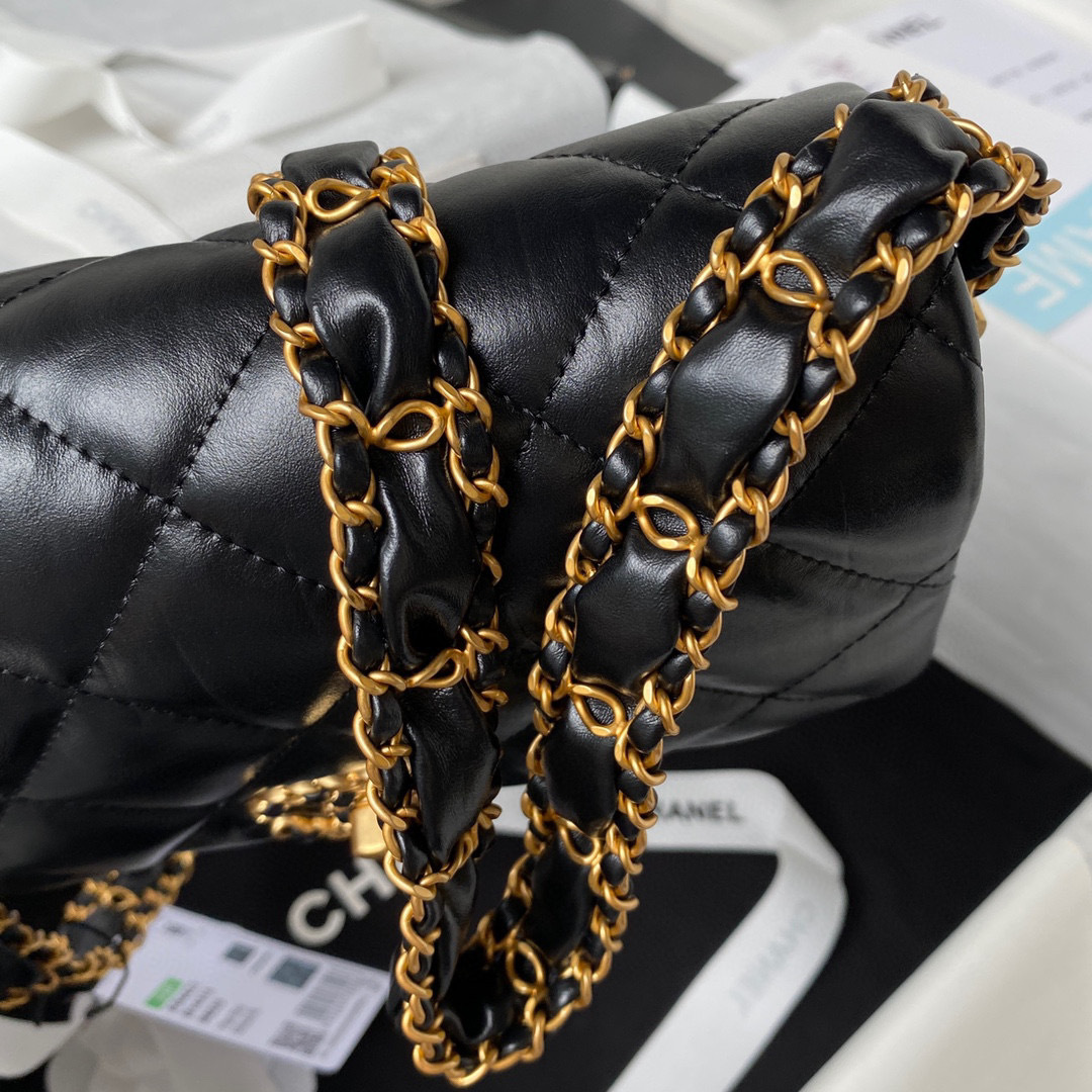 Chanel 牛皮宽肩 尺寸：20.5*13.5*5cm