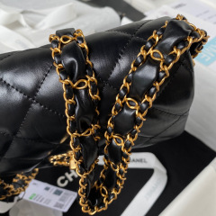 Chanel 牛皮宽肩 尺寸：20.5*13.5*5cm