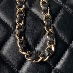 Chanel Kleine Schultern Größe: 18 * 13 * 9 cm