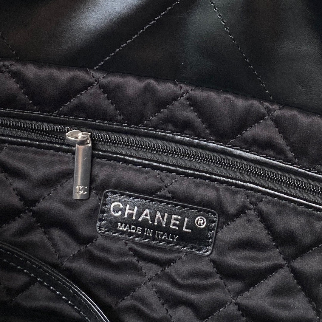 Chanel Müllsack Größe: 45 x 30 x 8 cm