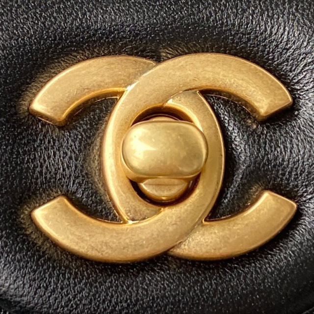 Chanel cf Metal cf mini flap  Size：18*13*7cm