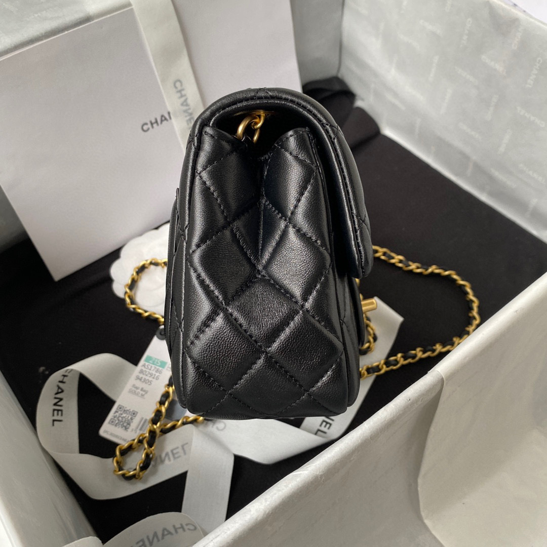 Chanel cf Metal cf mini flap  Size：18*13*7cm
