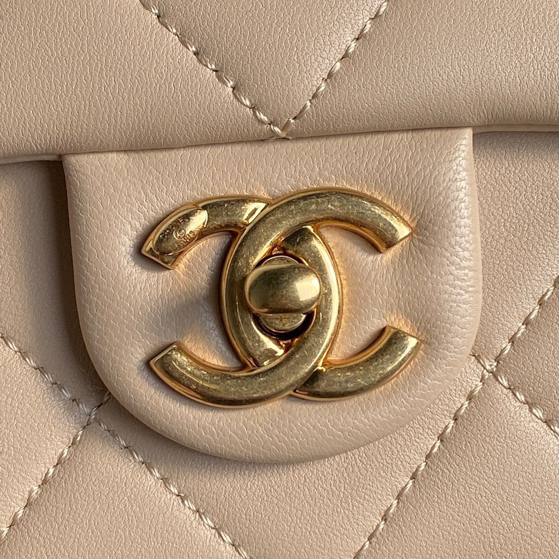 Chanel Double c thick chain Size：21*13*7cm