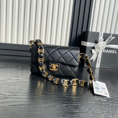 Catena spessa Chanel Double C Dimensioni: 21*13*7cm