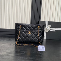 Chanel  shopping bag Size：28*19*9cm