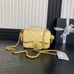 Chanel  Cf braided knot han Size：18*10.5*7cm