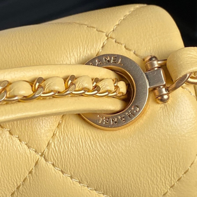 Chanel  Cf braided knot han Size：18*10.5*7cm