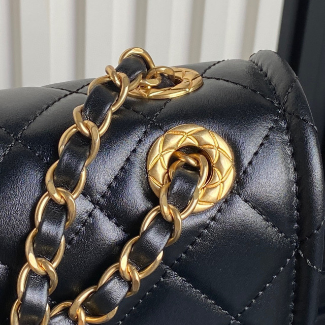 Chanel 24k豆腐包 尺寸：24.5*15.5*7cm