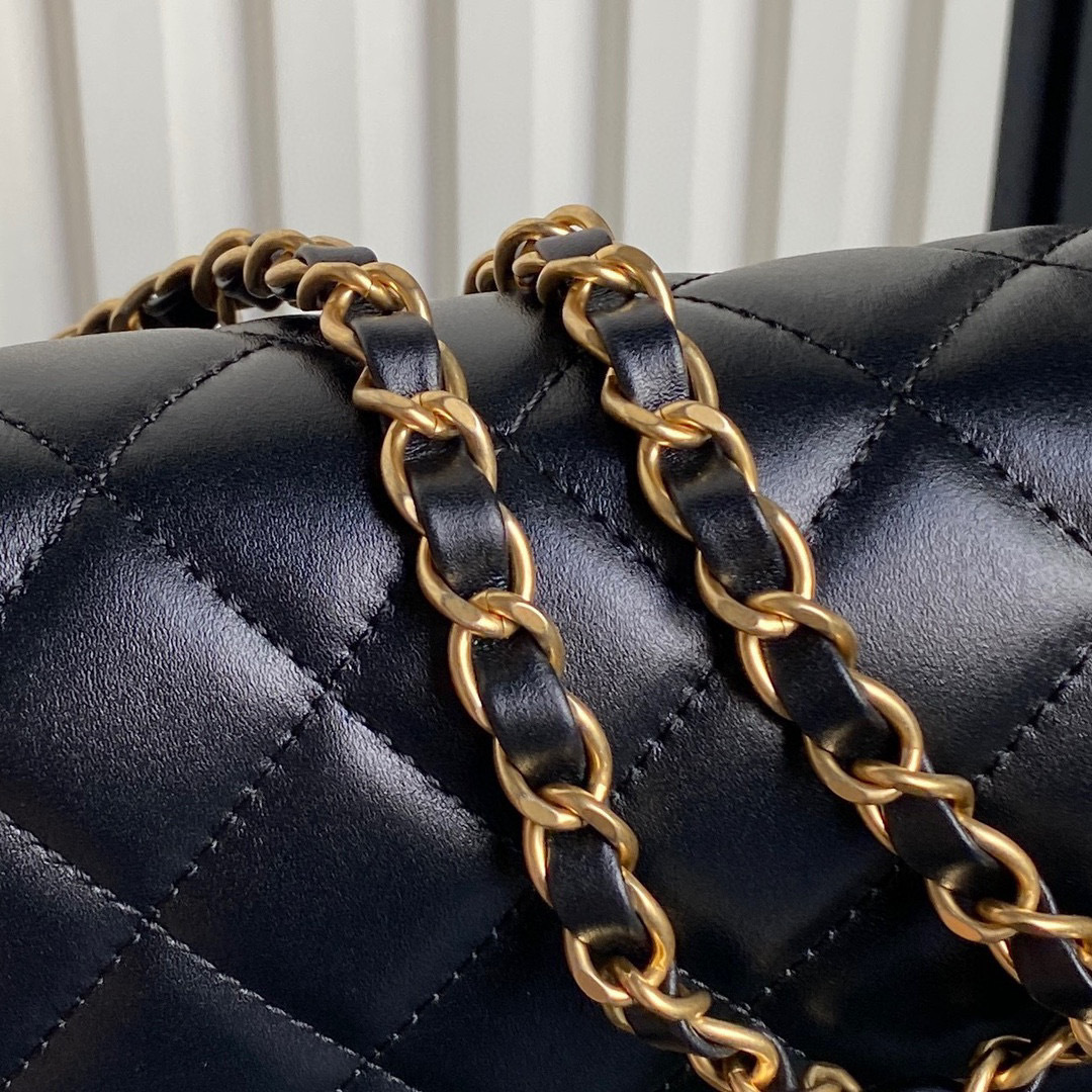 Chanel 24k豆腐包 尺寸：24.5*15.5*7cm