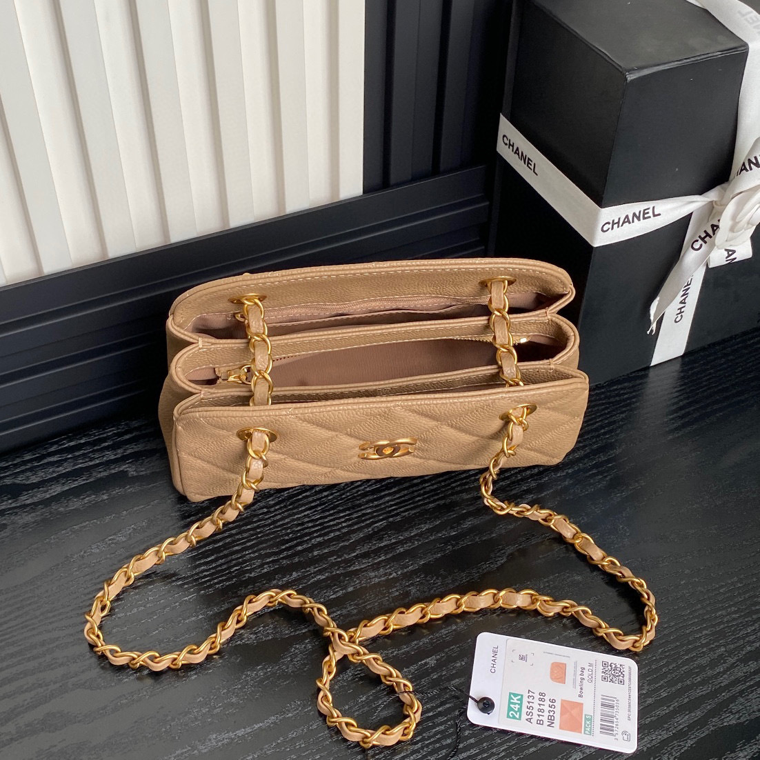 Chanel 24k Bowling Größe: 22 * 14 * 9cm