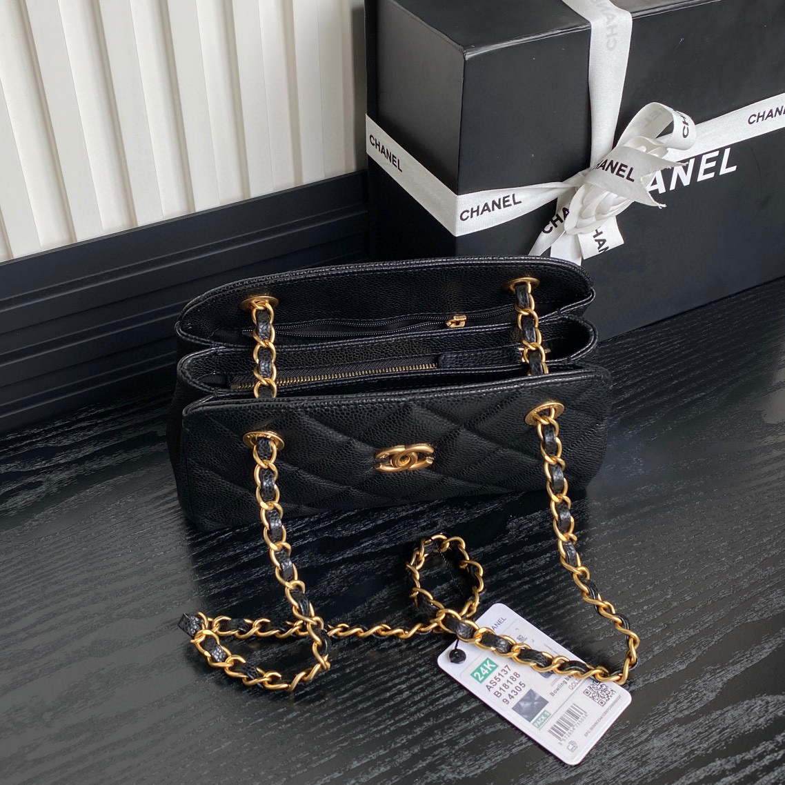 Chanel 24k Bowling Größe: 22 * 14 * 9cm