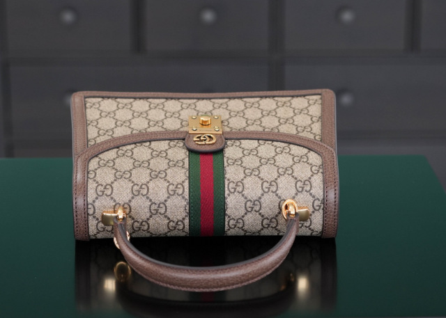 Gucci GG Ophidia Straddle Hand Größe: 25 * 17,5 * 7 cm
