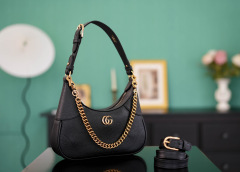 Gucci Sphrodite 单肩包 尺寸：25*19*7cm