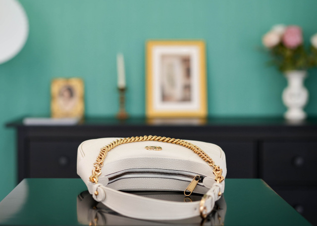 Gucci Sphrodite Schultertasche Größe: 25 x 19 x 7 cm