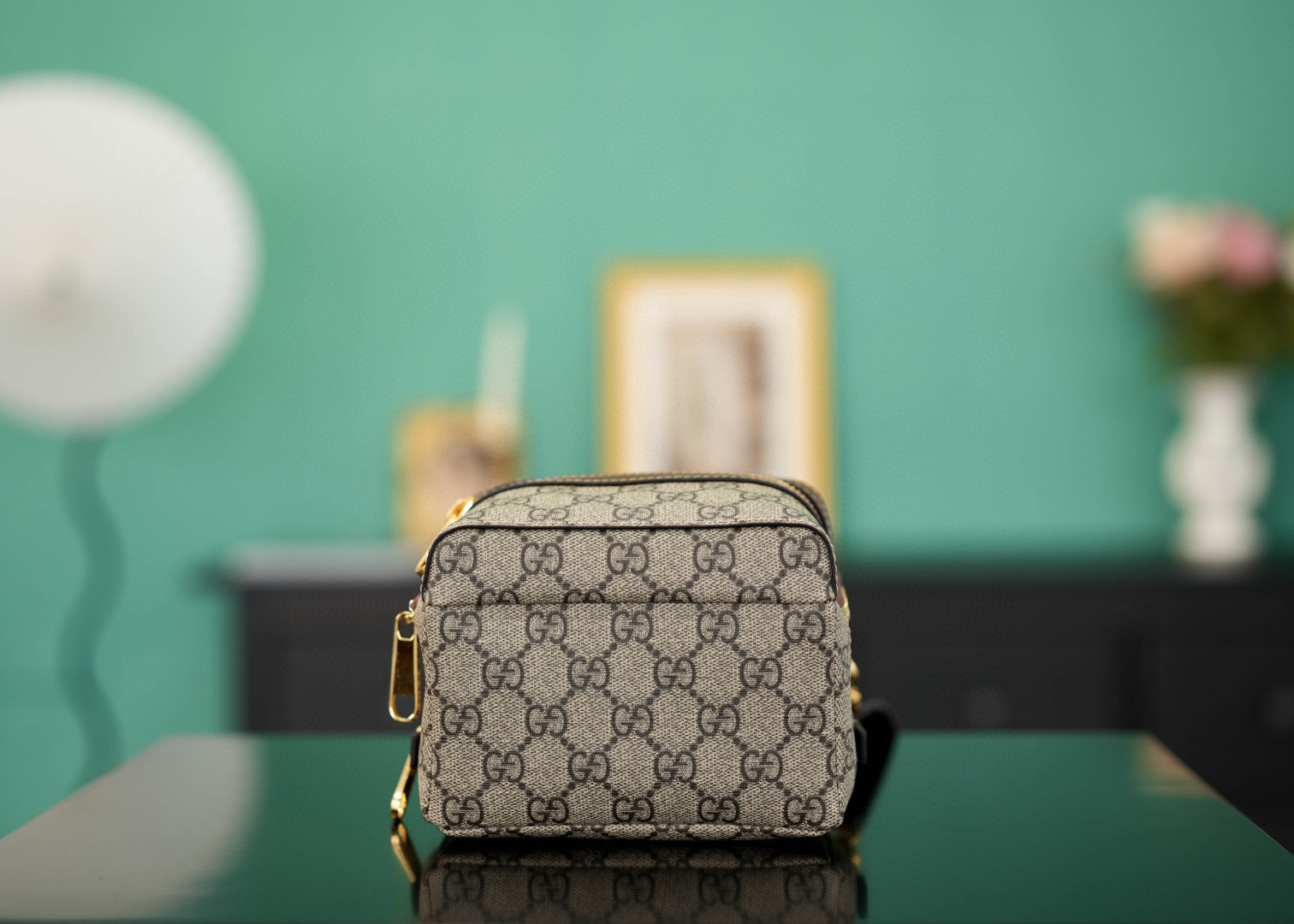 Gucci G multifunktionale Handtasche Größe: 15 x 19 x 8 cm