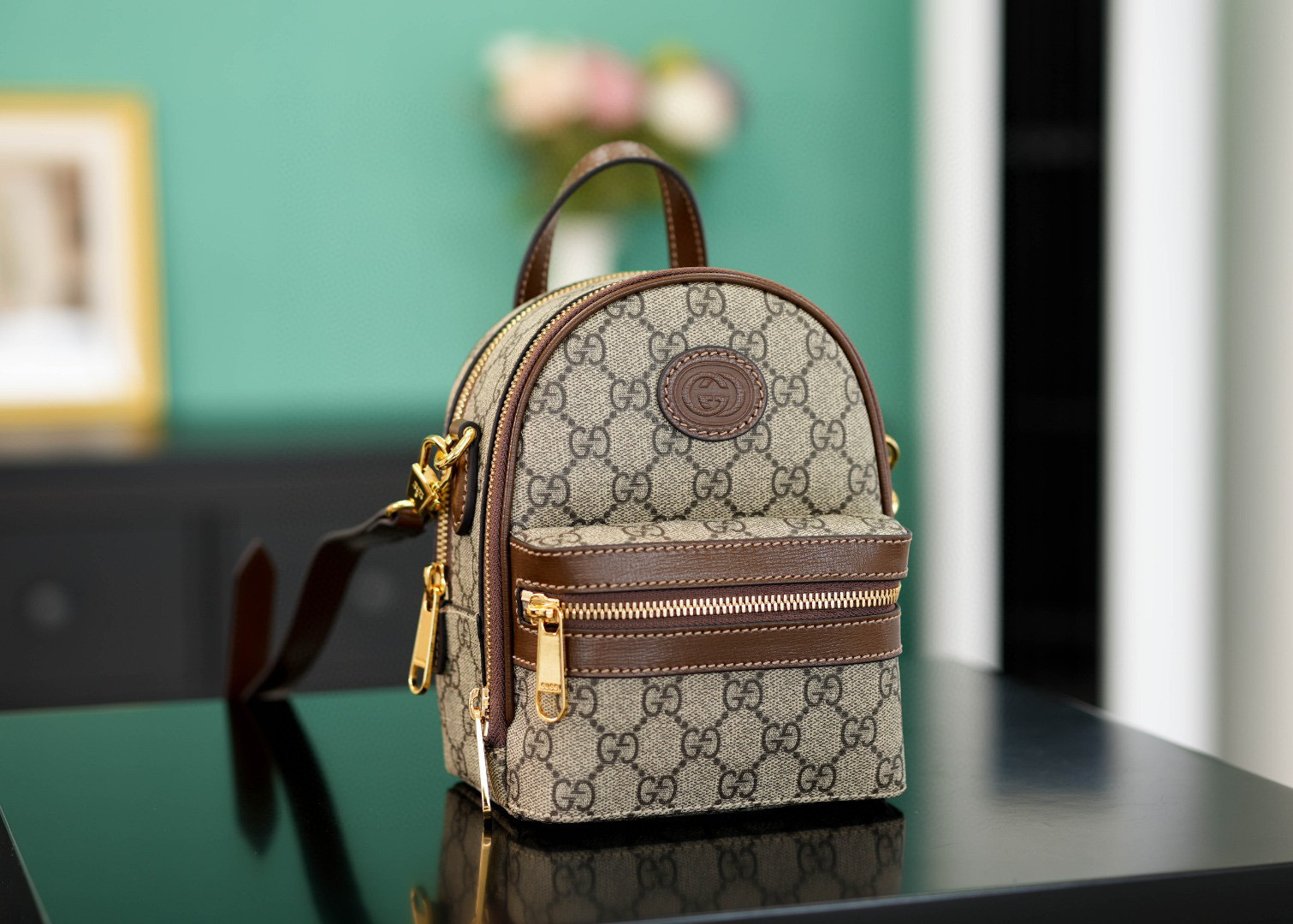 Gucci G multifunktionale Handtasche Größe: 15 x 19 x 8 cm