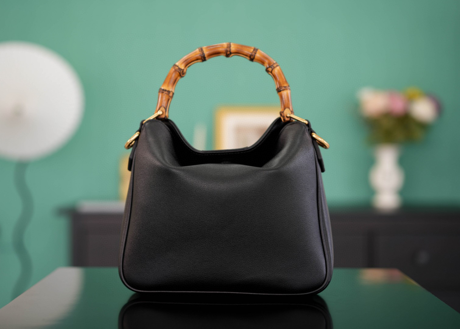 Gucci Diana Slub trumpet bag Size：24*15*5cm