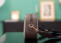 Gucci Ophidia Schultertasche Größe: 24 x 15 x 7 cm
