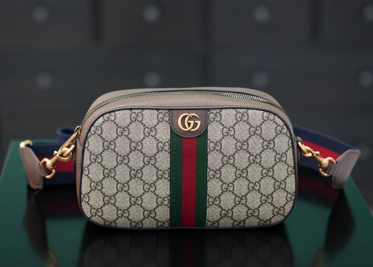 Gucci Ophidia Schultertasche Größe: 24 x 15 x 7 cm