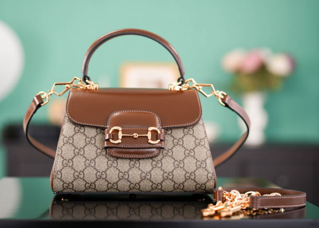 Gucci GG Horsebit Minitasche Größe: 22 x 16 x 10,5 cm